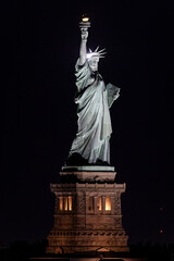 Freedom Illuminating the World 5 © Bruno
