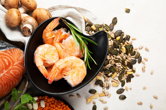 Composition with food products rich in zinc.