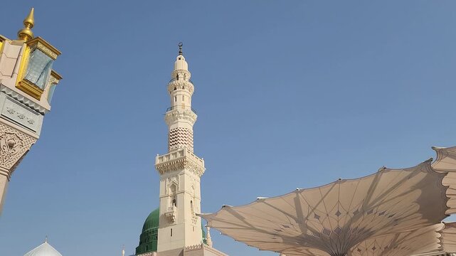 Medina, Saudi Arabia - April 15, 2024: View around the Grand Mosque in Medina&nbsp;during&nbsp;Eid