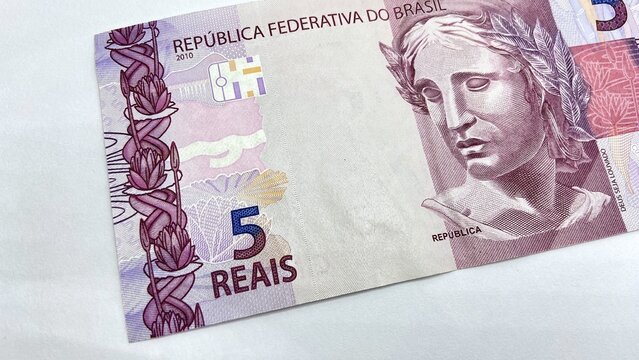 Brazilian money five-real banknotes - 5 Reais
