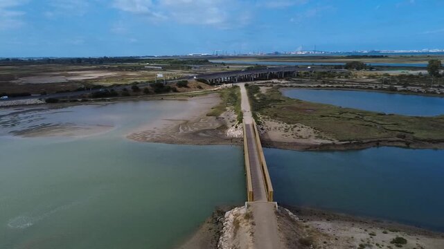 Puente de hierro, Bah&iacute;a de C&aacute;diz, Andalucia Espa&ntilde;a