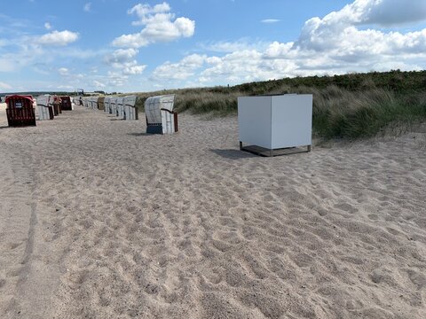 Strandk&ouml;rbe am Weissenh&auml;user Strand an der Ostsee	