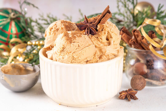 Eggnog ice cream bowl