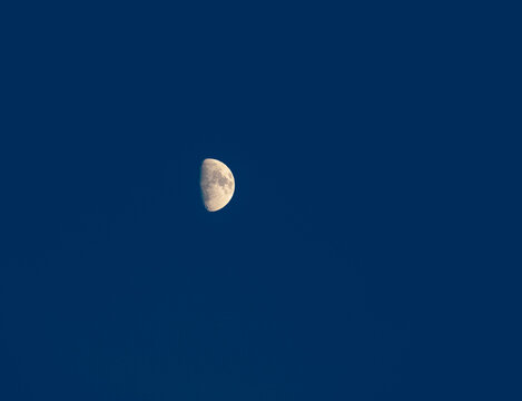 Half Moon