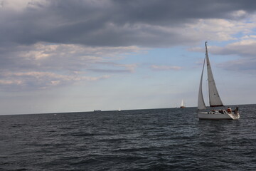 Fototapeta premium sailboat at sunset