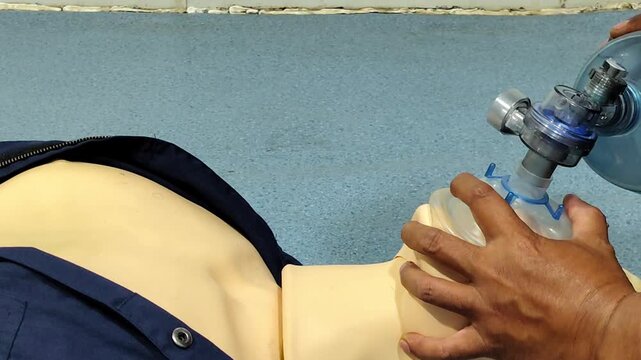 First Aid Cardiopulmonary Resuscitation, How to do the CPR Technique. Basic Life Support