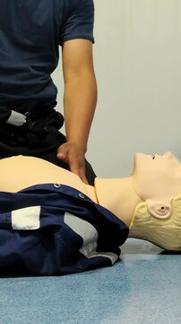 First Aid Cardiopulmonary Resuscitation, How to do the CPR Technique. Basic Life Support
