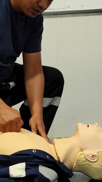First Aid Cardiopulmonary Resuscitation, How to do the CPR Technique. Basic Life Support