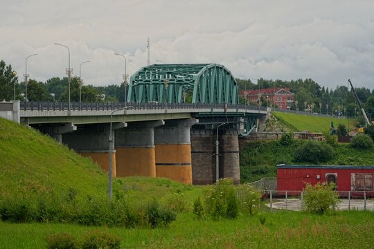  Polotsk, Belarus, July 11, 2026. Automobile bridge across the Western Dvina River.                              