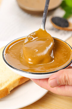 Traditional Beijing Sesame Peanut Dipping Sauce for Hot Pot - Golden Smooth Texture