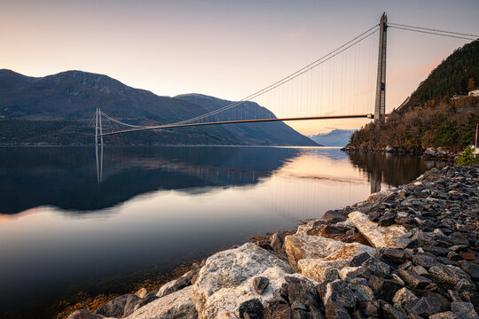ber&uuml;hmte Br&uuml;cke in Norwegen, Abendrot