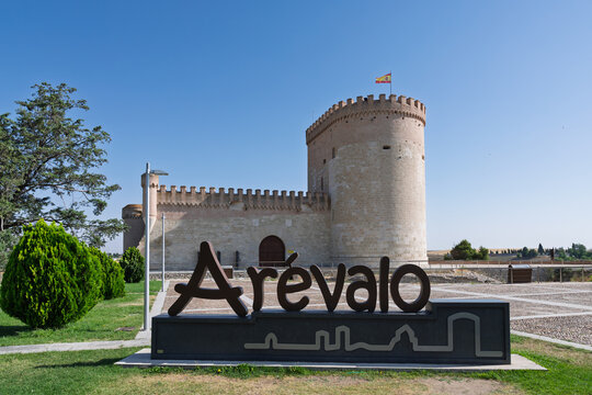 Ar&eacute;valo, spain; 07 25 2026 arevalo castle sign welcoming tourists to castile and le&oacute;n