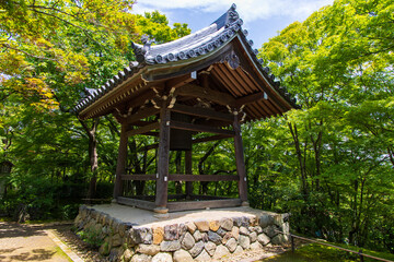 Obraz premium 日本の風景・夏 京都 嵯峨嵐山 常寂光寺