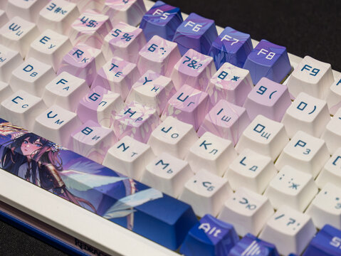 RedDragon Gaming Keyboard Featuring Colorful Key Design