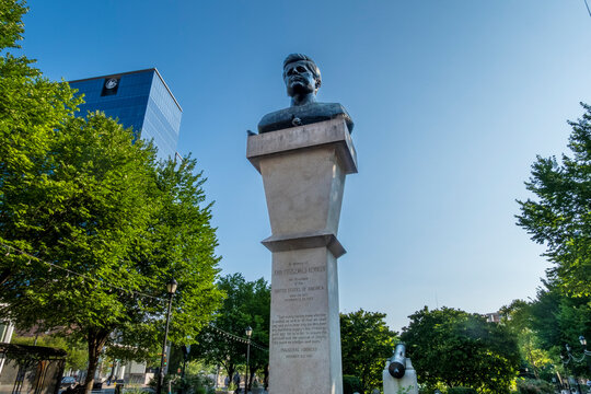 Newark, NJ - US - Jul 26, 2026 The bronze bust of John F. Kennedy at the south corner of Military Park in Newark was sculpted by renowned artist Jacques Lipschitz.