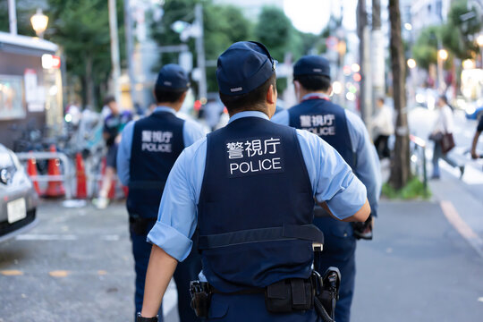 警察官
