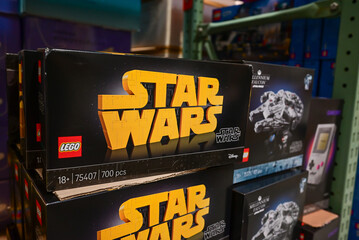 Fototapeta premium LEGO Star Wars Toy Building Blocks Box Displayed at Costco Kitakyushu, Japan