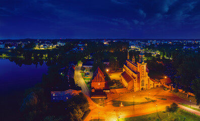 Kartuzy, Kolegiata Kartuska nocą © Aleksandra
