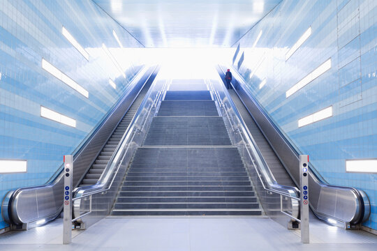 Germany, Hamburg, Underground station Hafencity Universitaet