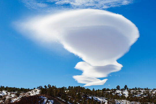 Lenticular Cloud in the High Atlas Mountains, Altocumulus lenticularis, commonly known as lenticular clouds.