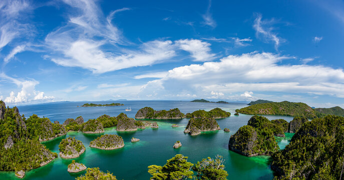 Indonesia, Raja Ampat, Panoramic view of the islands of the archipelago from Geosite Play Nemo