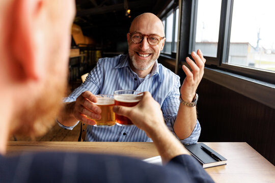 Cheers to friendship