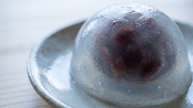 Transparent mizu manju