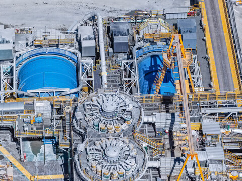 Mineral Processing Plant with Ball Mills in Operation