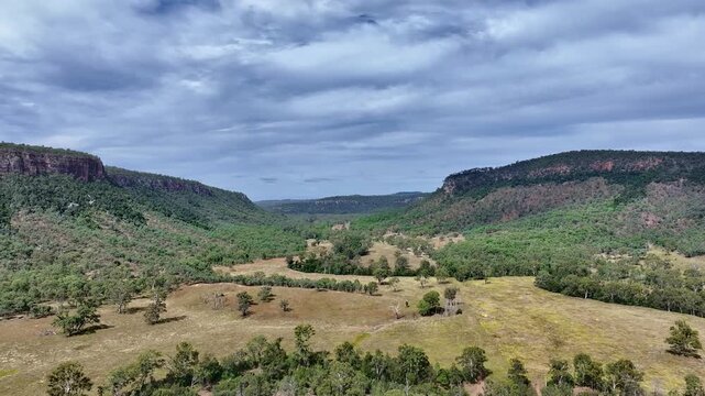 Spectacular footage of Cania Gorge Queensland Australia