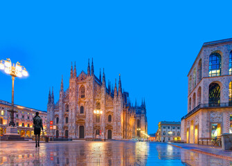 Obraz premium Duomo di Milano (Milan Cathedral) and Piazza del Duomo in Milan