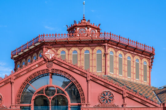 Mercat de Sant Antoni, Market, Barcelona, Red Wrought Iron Roof Octagonal Dome, Historic Metal Structure