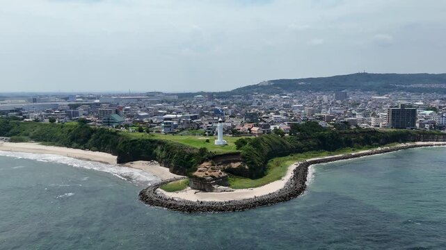久慈浜海岸と日立灯台が見えるドローン空撮 2025年6月撮影