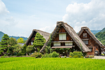 世界遺産　白川郷合掌造り集落　夏 © Hiro074