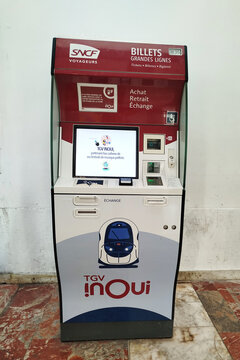 Machine pour achat de billets pour les TGV inou&iuml;