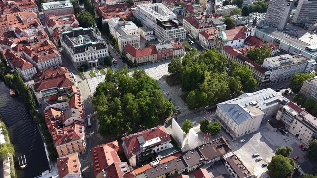 Flight over Congress Square (Kongresni trg) in Ljubljana city, Slovenia