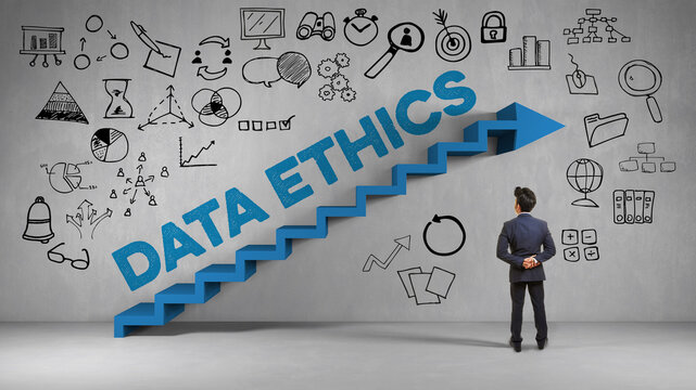Gesch&auml;ftsmann steht vor Pfeil mit Icons und Schriftzug &bdquo;Data Ethics&ldquo; als Konzept f&uuml;r Datenethik