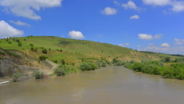 The River Mures, near Ungheni. The erosive phenomenon known as mass wasting can be seen across large sections of its right bank.