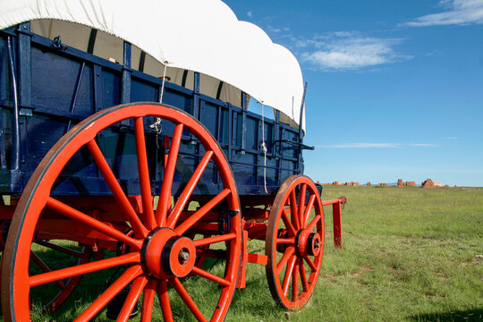 Conestoga Wagon with Red Wheels