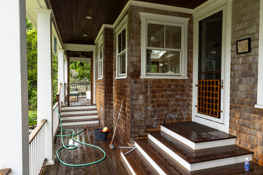  Window Clean on porch of home nobody