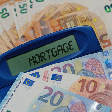 Taschenrechner mit dem Wort Mortgage im Display