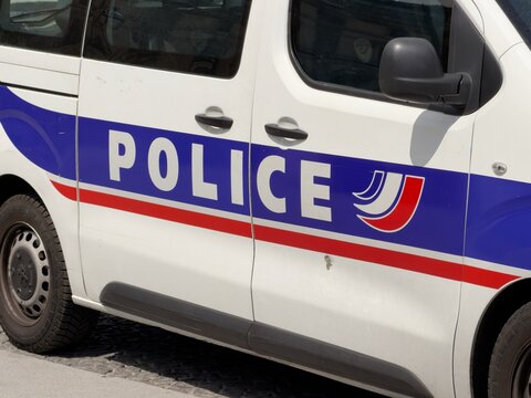 Stationary French police vehicle in Paris