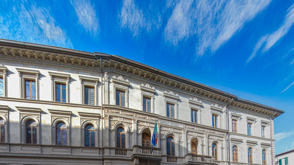 Fototapeta premium Exterior facade of Palazzo della Sapienza in Pisa, showcasing its historic architecture