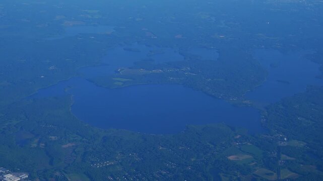 The selected region features Assawompset Pond, located in southeastern Massachusetts.Location: It sits roughly 40 miles south of Boston, overlapping the towns of Lakeville and Middleborough.Fun Fact: 