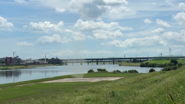 竜巻,水, 空, 風景, 川, 自然, サマー, 雲, 景色, 草, 野原,橋,河川敷
