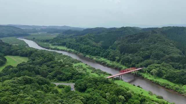 北上川と岩手山の緑をドローン空撮 2025年7月撮影
