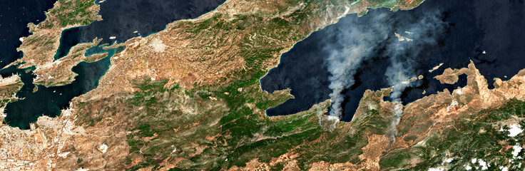 Wildfire near Athens in Boeotia Greece on open data satellite image © M. Jurzyk