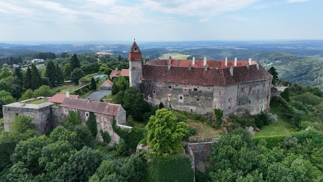 Ausflugsziele im Burgenland, Burg Bernstein 