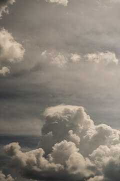 Spectacular clouds in the sky 05.26