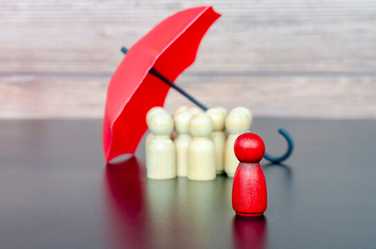 Central leader protected by umbrella while surrounded by followers symbolizing trust, security, and team support.