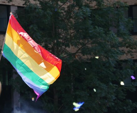Regenbogenfahne auf dem Hamburger CSD